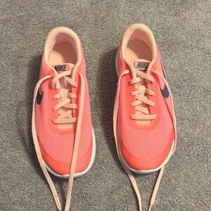 Nike Women’s Coral Pink Mesh Running Sneakers